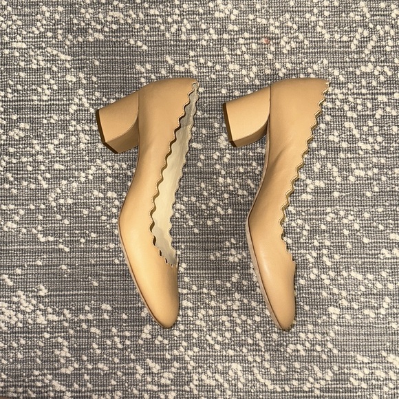 Chloe scalloped leather pump with 2” stacked heel. Size 42. Like new condition! - Picture 3 of 6